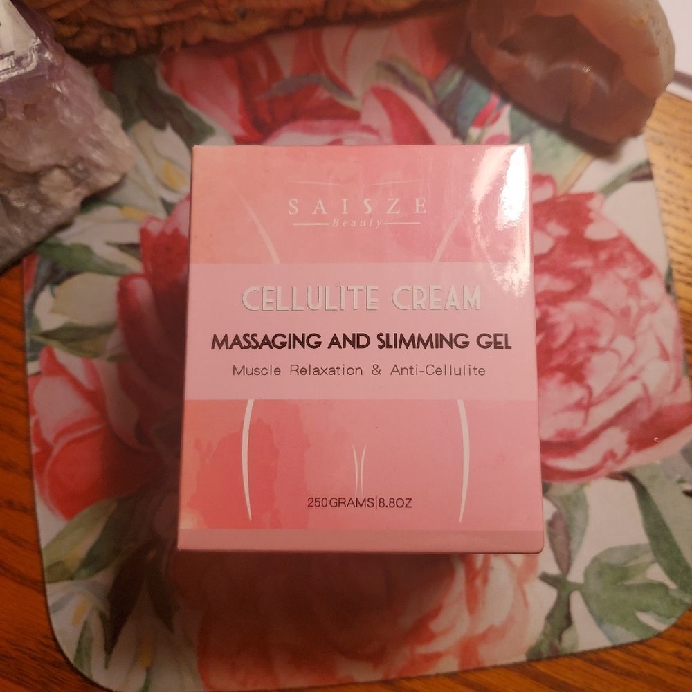 NIB Saisze Beauty Muscle Relaxer Cellulite Massaging Slimming Gel Cream